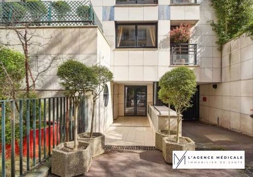 사무실 / La Muette, Auteuil, Porte Dauphine, Paris