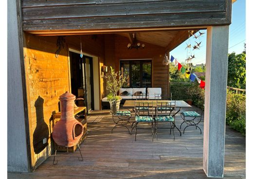 Элитный дом, Saintes, Приморская Шаранта