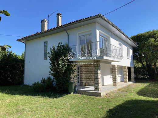 Maison de luxe à Mérignac, Gironde