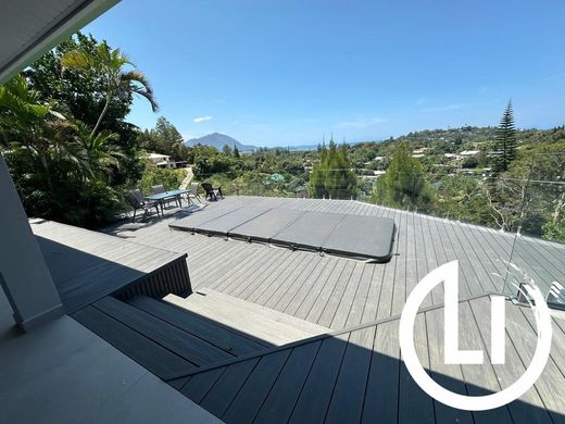 Luxus-Haus in Mont-Dore, Le Mont-Dore