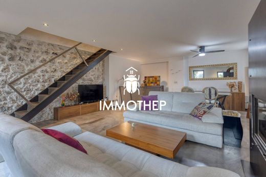 Элитный дом, Saint-Ismier, Isère