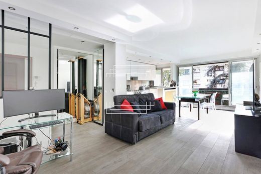 Apartment / Etagenwohnung in Neuilly-sur-Seine, Hauts-de-Seine