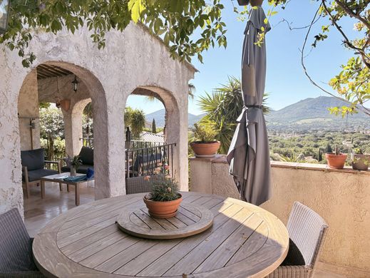 Luxury home in Le Plan-de-la-Tour, Var
