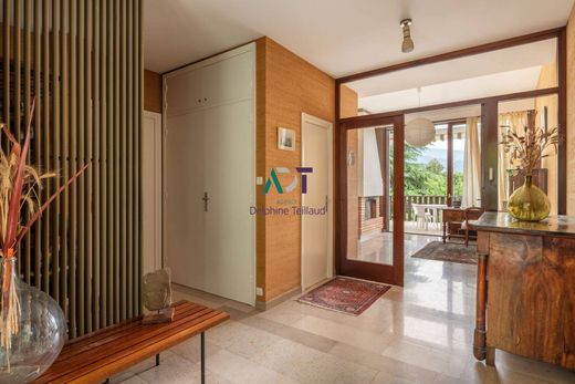 Luxury home in Meylan, Isère