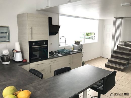 Apartment in Pirae, Îles du Vent