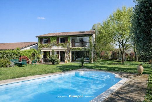 Элитный дом, Charbonnières-les-Bains, Rhône
