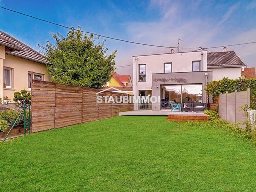 Luxury home in Village-Neuf, Haut-Rhin