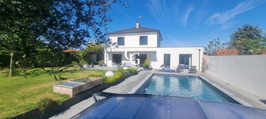 Luxury home in Saint-Jean-de-Boiseau, Loire-Atlantique