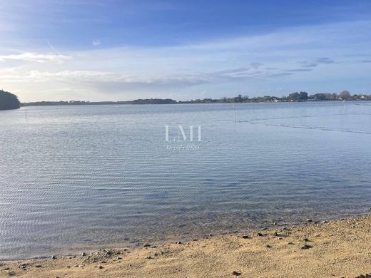 Luxury home in Locoal-Mendon, Morbihan