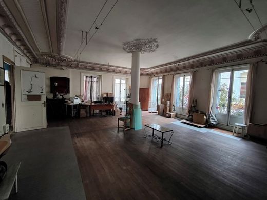 Edificio en Château-Thierry, Aisne