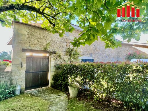 Maison de luxe à Parempuyre, Gironde