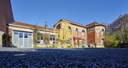 Элитный дом, Ламберсар, North
