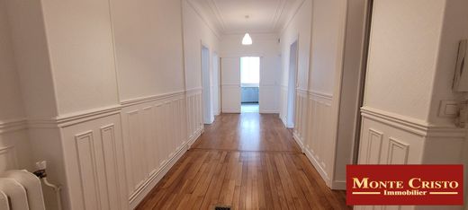 ﺷﻘﺔ ﻓﻲ Versailles, Yvelines