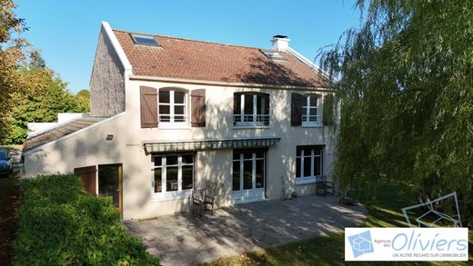 Casa de lujo en Voisins-le-Bretonneux, Yvelines