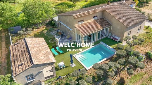 Maison de luxe à Fox, Var