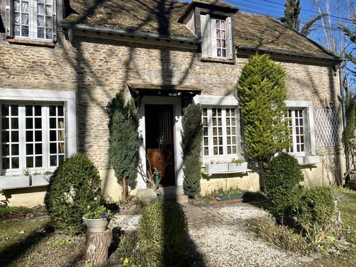 Maison de luxe à Gambais, Yvelines