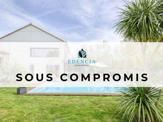 Luxury home in Saint-Julien-de-Concelles, Loire-Atlantique