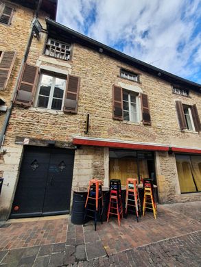 Complesso residenziale a Bourg-en-Bresse, Ain