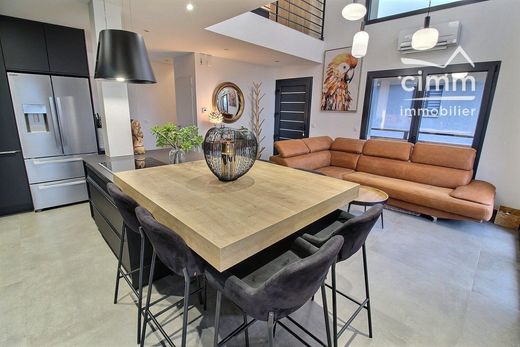 Luxury home in Sallanches, Haute-Savoie