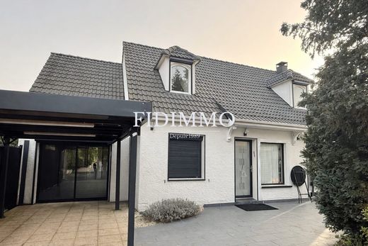 Luxury home in Chennevières-sur-Marne, Val-de-Marne