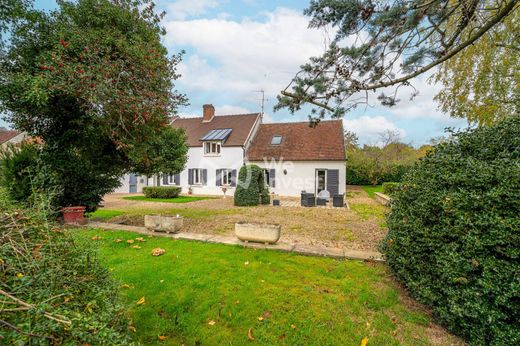 Luxus-Haus in Voulangis, Seine-et-Marne