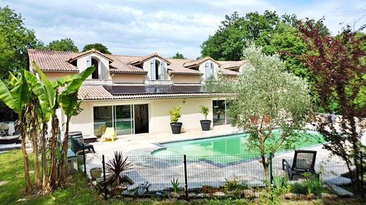 Πολυτελή κατοικία σε Châteauneuf-sur-Isère, Drôme