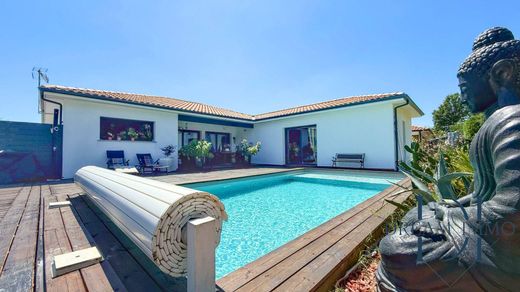 Casa di lusso a Narrosse, Landes