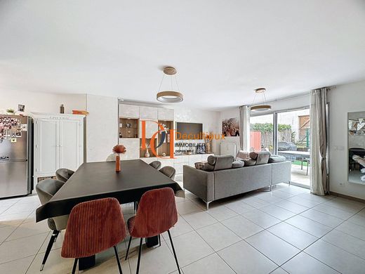 Luxury home in Chasselay, Rhône