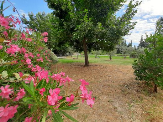 منزل ﻓﻲ Orgon, Bouches-du-Rhône