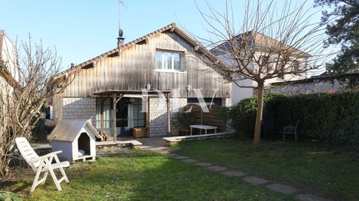 Luxury home in Thomery, Seine-et-Marne