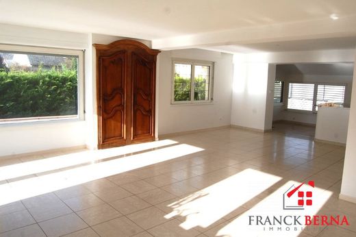 Casa de lujo en Wintzenheim, Alto Rin