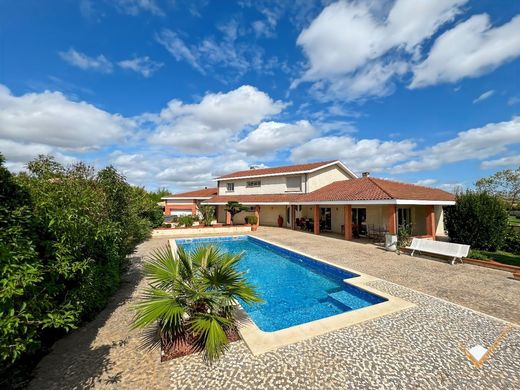 Luxury home in Tournefeuille, Upper Garonne
