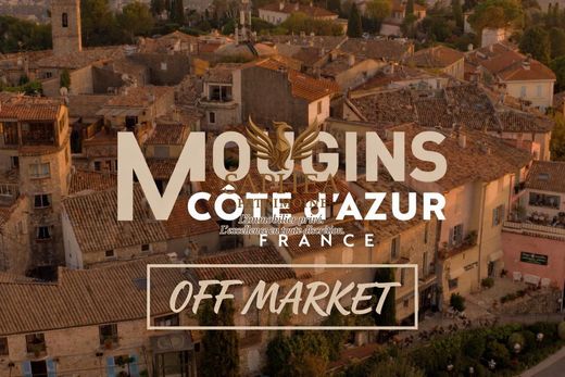 Luxury home in Mougins, Alpes-Maritimes