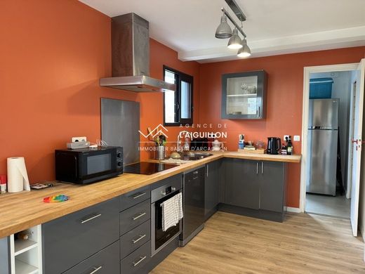 Casa di lusso a La Teste-de-Buch, Gironda