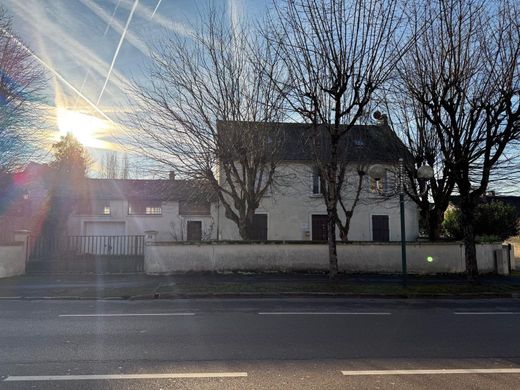 Casa de lujo en Pontault-Combault, Sena y Marne