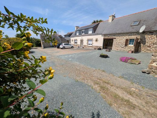 Luxury home in Plovan, Finistère