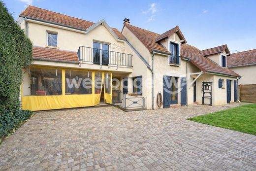 Casa de lujo en Jouy-en-Josas, Yvelines