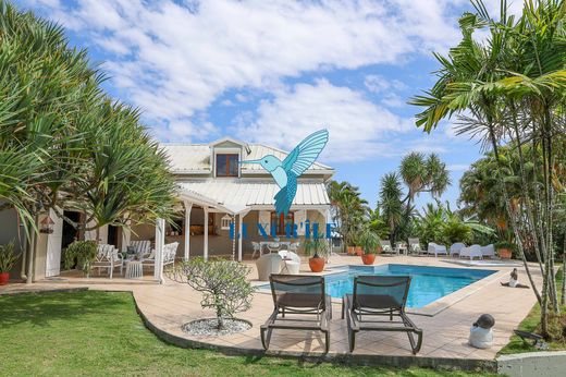 Baie-Mahault, Guadeloupeの高級住宅