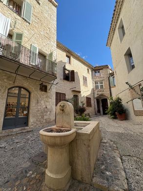 Luxury home in Saint-Paul-de-Vence, Alpes-Maritimes