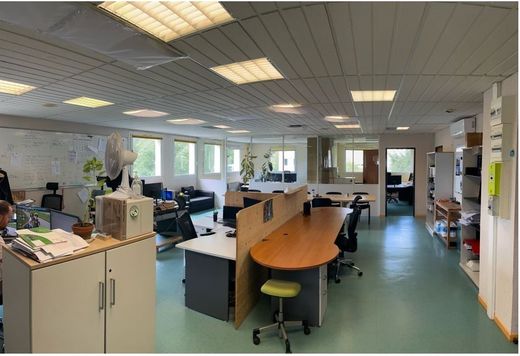 مكتب ﻓﻲ إبينال, Vosges