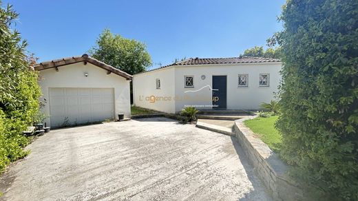Luxe woning in Saint-Gély-du-Fesc, Hérault
