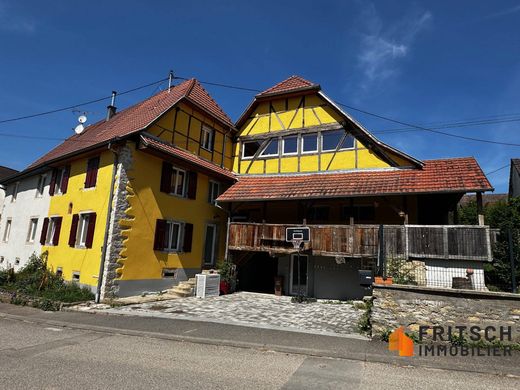 Luxus-Haus in Luemschwiller, Haut-Rhin