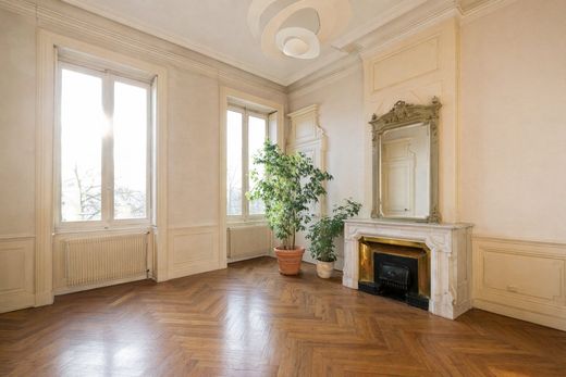 Apartment in Lyon, Rhône