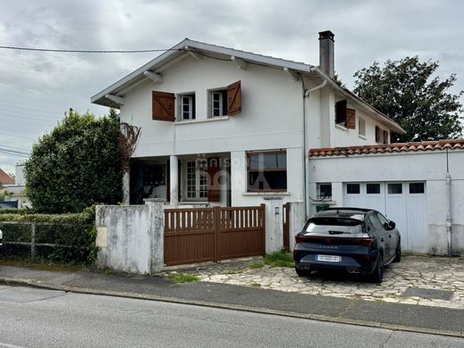 Luxury home in Anglet, Pyrénées-Atlantiques