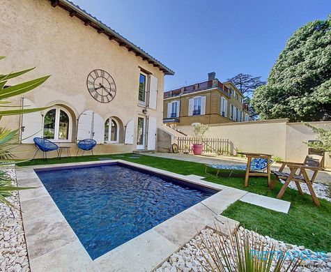 Luxury home in Irigny, Rhône