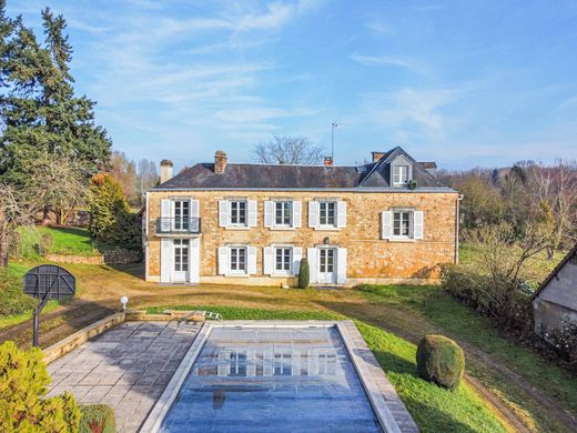 Luxus-Haus in Saint-Pavace, Sarthe