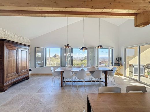 Maison de luxe à Solutré-Pouilly, Saône-et-Loire