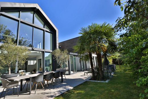 Luxury home in Chessy, Seine-et-Marne