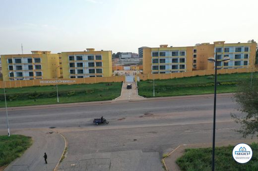 Appartement à Yamoussoukro, Lacs