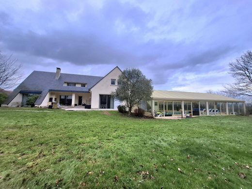 Luxus-Haus in Mamers, Sarthe